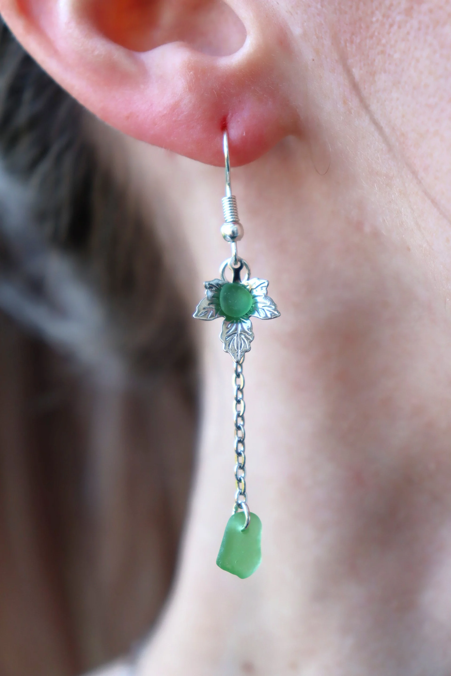 Boucles d'oreilles Naïade en verre de mer vert